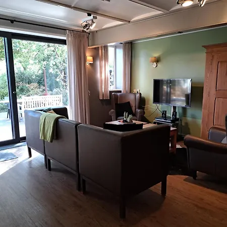 Lemmenhof Hotel 2*