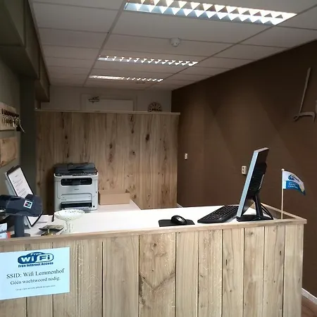 Lemmenhof Отель 2*